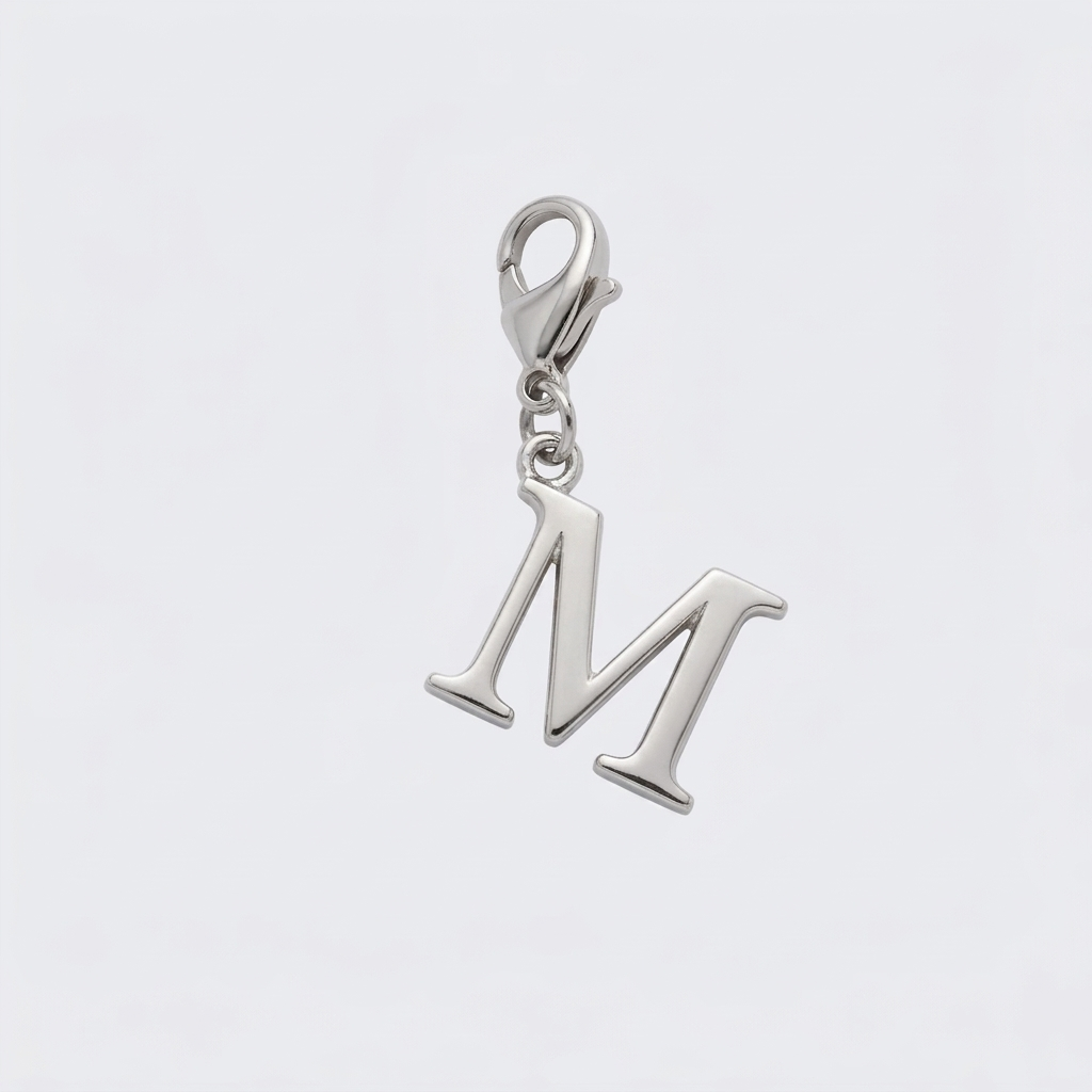 Charm Lettre M argenté en acier inoxydable