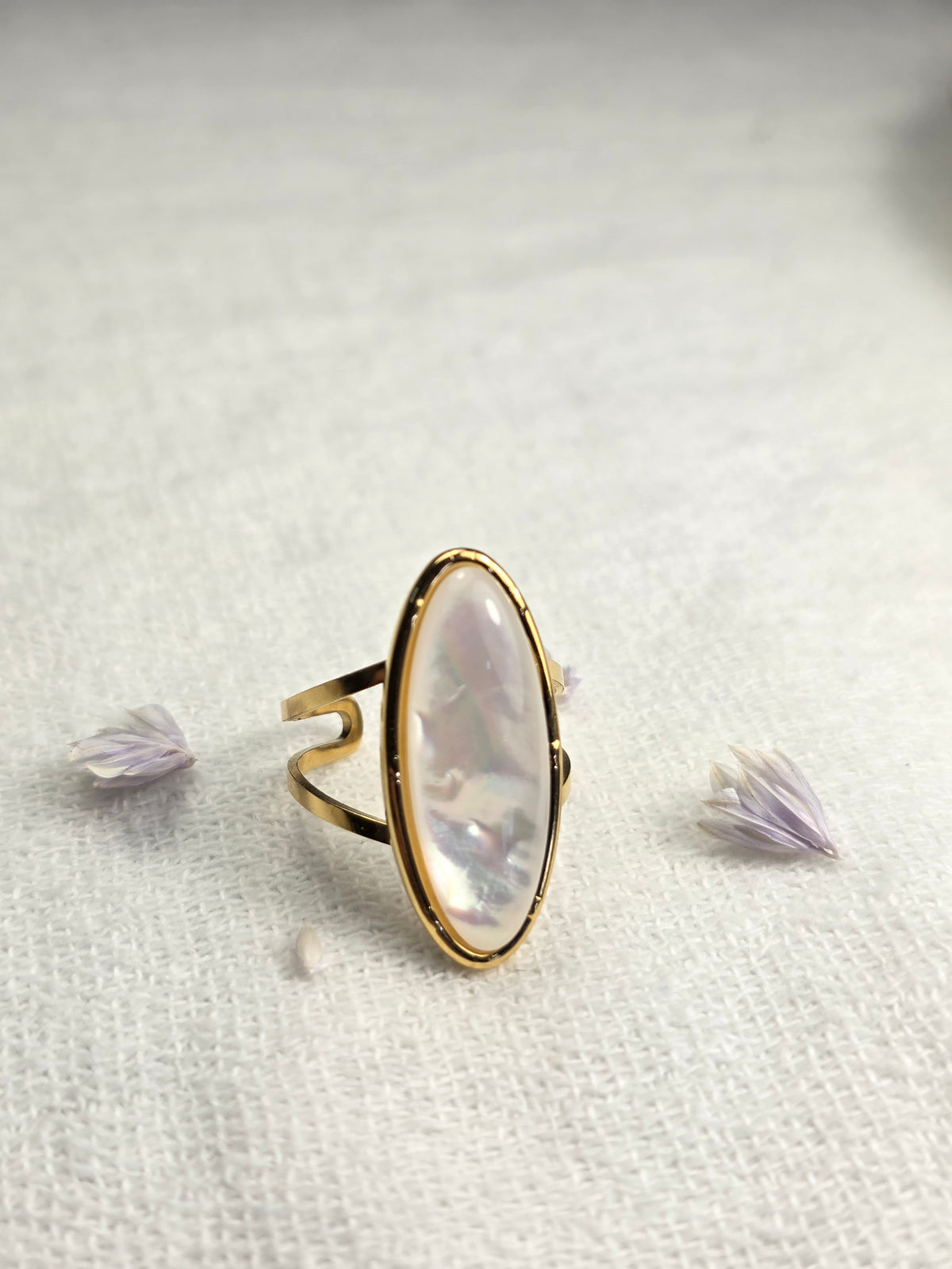 Athéna | Bague pierre blanche nacrée en acier inoxydable